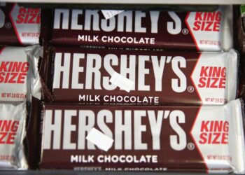 Hershey planea aumentar los precios del chocolate: “Refleja la realidad del aumento de los costos de ingredientes”
