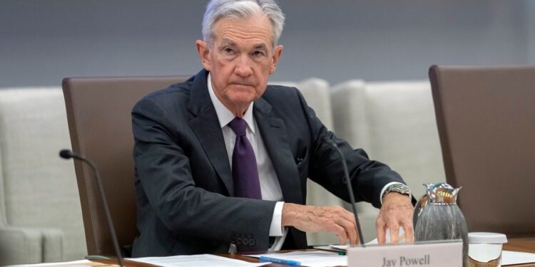 Trump tratando de hacer que Powell sea “lo más miserable posible”: Haberman