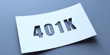 ¿Pensando en rodar sobre su antiguo 401 (k) en una IRA? Aquí está cómo.