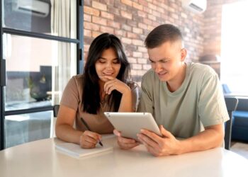 Fondos mutuos versus ETF: lo que necesita saber para decidir qué inversión funciona para usted