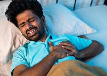 La falta de sueño ahora está vinculada a la enfermedad cardíaca, y no se necesita mucho