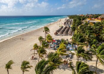 ¿Es esta ciudad de playa en el cielo o el infierno de los expatriados de México?