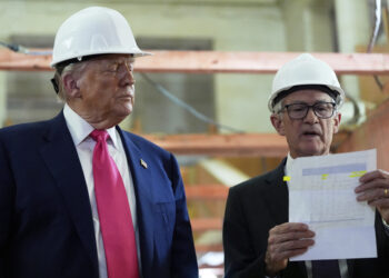 El Sr. Trump va a la Fed. Sigue un encuentro curioso.