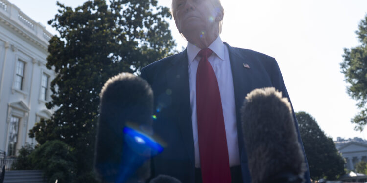 Trump: 50-50 posibilidades de llegar al acuerdo comercial con la UE