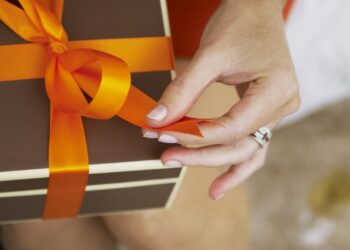 La ‘gran factura hermosa’ de Trump recorta la exención de impuestos para los mayores de personas