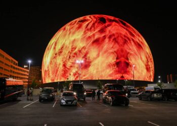 Las Vegas Sphere vende 120,000 boletos para proyecciones de Wizard of Oz: CEO