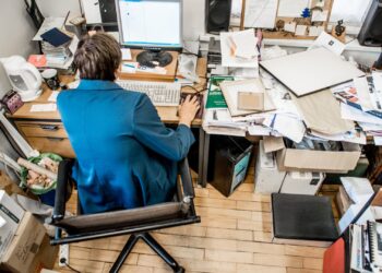 El cambio de congelación de la ‘gran estadía’ y un cambio de congelación de ‘sin alquiler y sin fuego’ a los mercados laborales