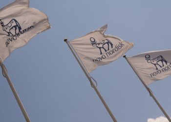 UBS degrada Novo Nordisk, cita ‘deterioro del crecimiento’ en drogas GLP-1