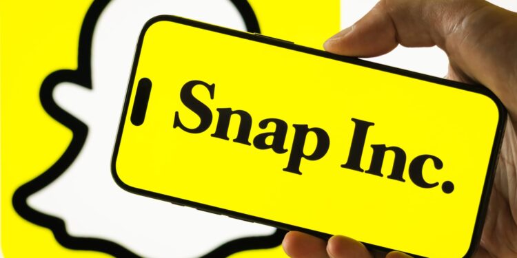 Las existencias que hacen los movimientos más grandes después de las horas: Snap, Rivian, AMD, Super Micro, Arista Networks y más