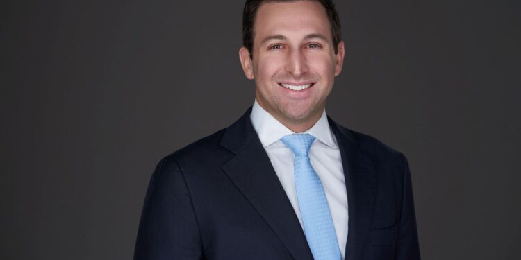“Los clientes quieren claridad, no un libro de lanzamiento”, dice este asesor Oppenheimer de $ 1.6 mil millones