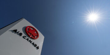Noticias de acciones para inversores: Air Canada Bived cae más del 50% en el segundo trimestre en medio del “entorno desafiante”