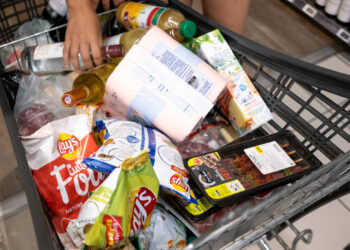 El presidente Trump despidió al Comisionado de BLS. ¿Qué sigue para los datos económicos de EE. UU.? : Money del planeta: NPR