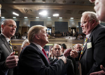 Billy hace mucho tiempo como comisionado del IRS