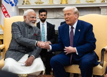 ‘¡Todas las cosas no son buenas!’: Trump dice que está imponiendo un arancel de 25 por ciento a la India
