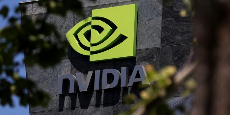 Dudas sobre IA y Nvidia en una economía incierta: NPR
