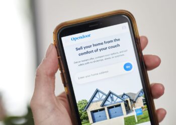 Acciones que realizan los mayores movimientos previos al mercado: Klar, Orcl, Open, Oxm