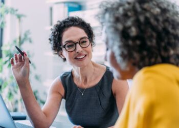 El estándar fiduciario le ayuda a saber en quién confiar con el consejo de dinero