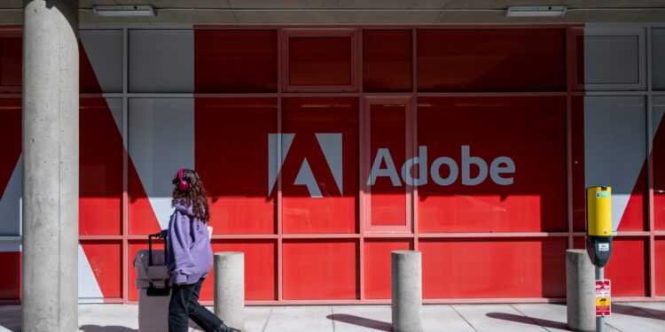 Adobe, RH, Super Micro Computer y más