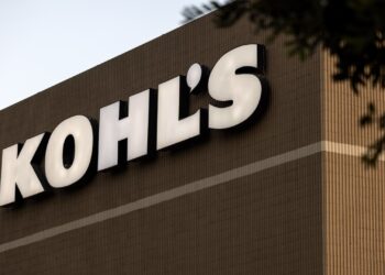 Acciones que realizan los movimientos más grandes Premarket: KSS, MDB, Goos, CBRL