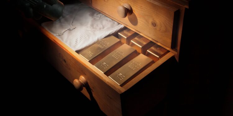 Cómo invertir en oro en medio de la carrera récord del metal precioso