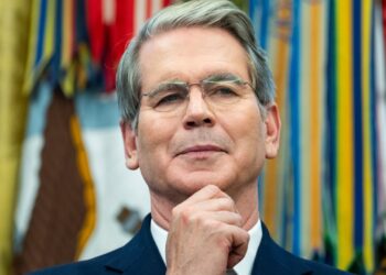 Bessent se conoció esta semana con Warsh, Lindsey, Bullard mientras la búsqueda principal de Fed continúa