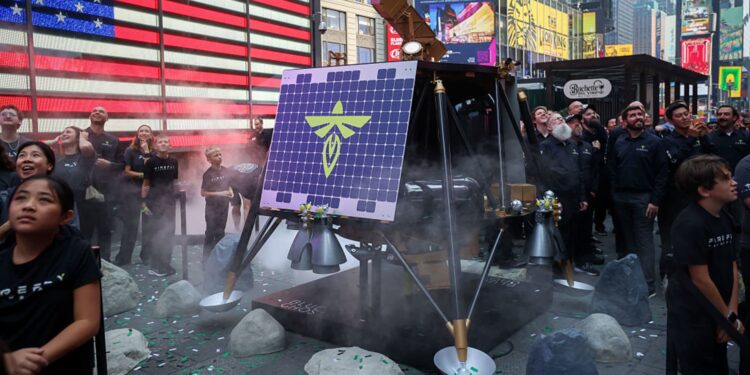 Acciones que realizan los movimientos más grandes Premarket: Fly, Azo, Kvue