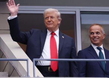 La invitación abierta de Trump US de Rolex se produce después de abofetear la tarifa de Suiza