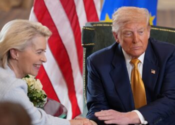 Trump pidiendo a la UE que abofetee el 100% de los aranceles sobre India y China levanta las cejas