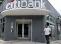 Las acciones bancarias podrían beneficiarse de los recortes de tarifas de la Fed. Estos pagadores de dividendos son los favoritos de Wall Street