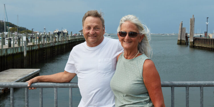 Una pareja buscó reducir el tamaño de un condominio en la costa norte de Long Island