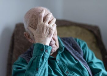 El sorprendente costo de mantener a un envejecimiento de los padres para el cuidado especializado