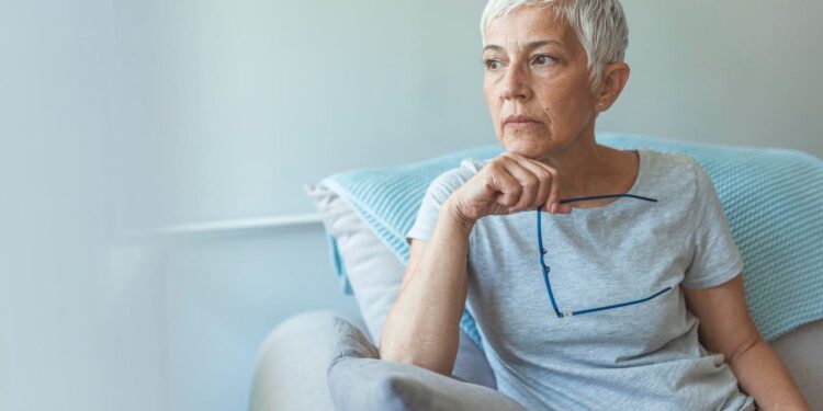 Por qué la comprensión limitada pone a los adultos mayores en riesgo