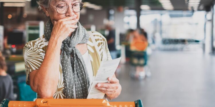 Cómo la inflación se escapa a los jubilados