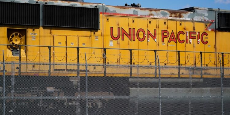 Grupos comerciales de la industria Slam fusión ferroviaria propuesta