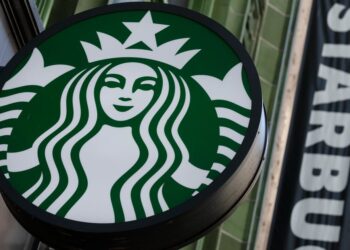 Starbucks, Union enfoque a la marca de 4 años sin contrato