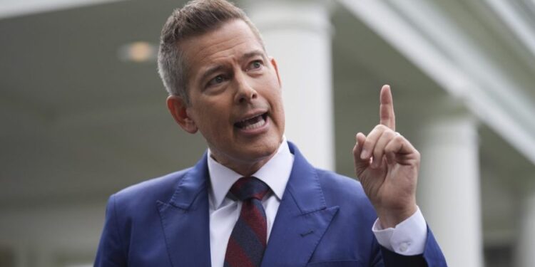 Duffy investigando la seguridad del sistema de tránsito de Charlotte después de la muerte de la mujer ucraniana