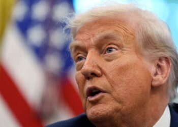 Trump anuncia aranceles sobre productos farmacéuticos, muebles y camiones pesados ​​a partir del 1 de octubre