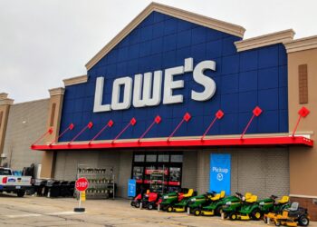 9 cosas que puede obtener gratis en las tiendas de mejoras para el hogar