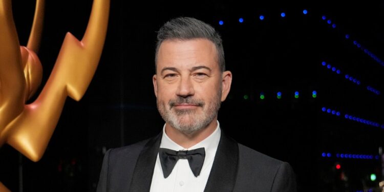 Jimmy Kimmel regresará el martes después de que Disney levante la suspensión por los comentarios de Charlie Kirk