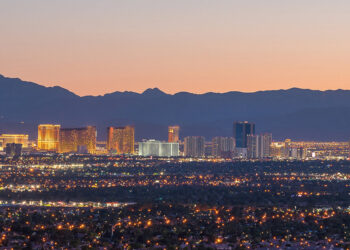 Los precios de las viviendas de Las Vegas se aplanan a medida que el aumento de los listados, las ventas lentas