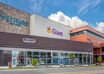 La reurbanización de Westbard Square de Regency Center conformada por la entrada de las partes interesadas