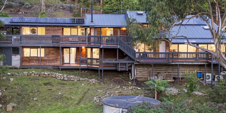 Exprimente Belgrave Reno Storner Hits Market