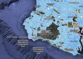 La ciudad de California toma medidas para evitar que las casas de un millón de dólares se deslizaran al Océano Pacífico