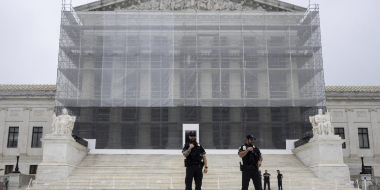 Trump le pide a la Corte Suprema que tome rápidamente el caso de la tarifa