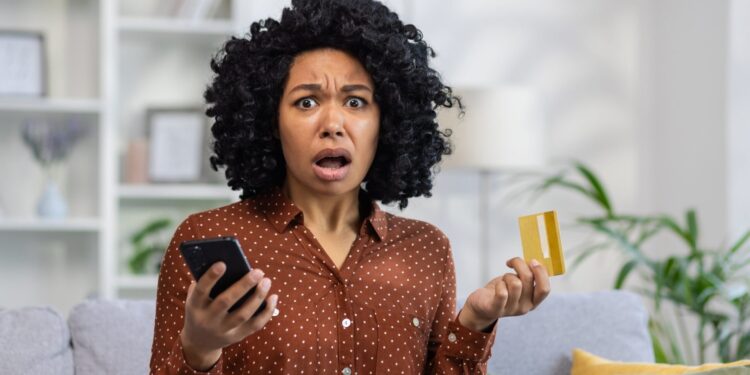 El puntaje de crédito promedio vuelve a caer, con una generación luchando más