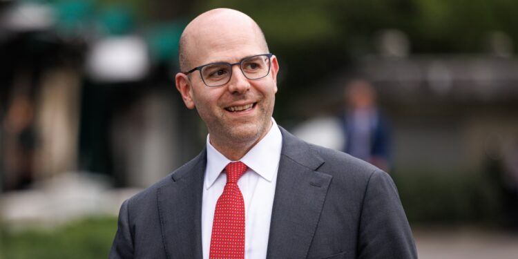 ¿Quién es el nominado alimentado Stephen Miran? : NPR