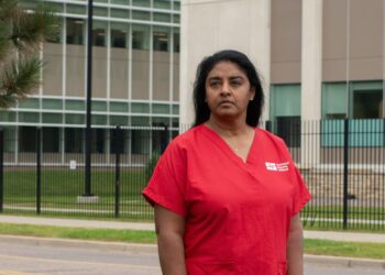 Trump está diezmando a los sindicatos de empleados federales un paso a la vez: NPR