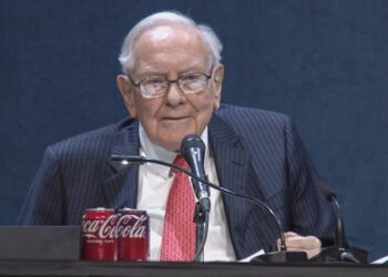 Según los informes, Warren Buffett está mirando el mayor trato de Berkshire Hathaway en tres años