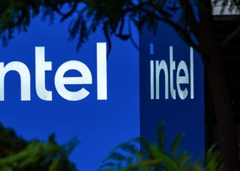 Intel, Ford, Deckers, P&G, Comfort Systems y más