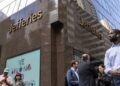 Acciones que realizan los mayores movimientos antes de la comercialización: JEF, ORCL, FITB, MU